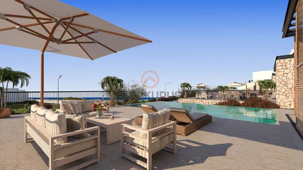 Satılık Villa - Girne Ozanköy'de Ultra Lüks 4+1 Villa ve Büyüleyici Manzara